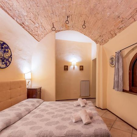 HOTEL TREVI Palazzo Natalini Esterno foto