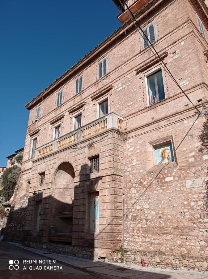 HOTEL TREVI Palazzo Natalini Esterno foto