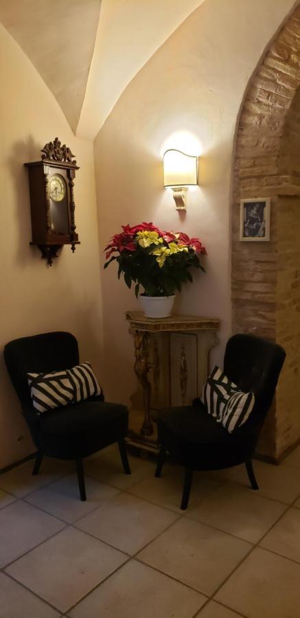 HOTEL TREVI Palazzo Natalini Esterno foto