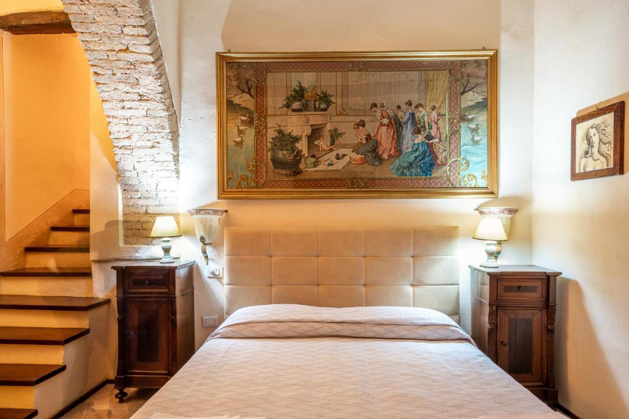 HOTEL TREVI Palazzo Natalini Esterno foto