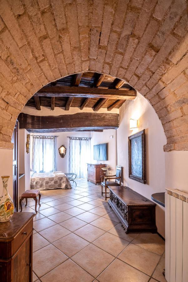 HOTEL TREVI Palazzo Natalini Esterno foto