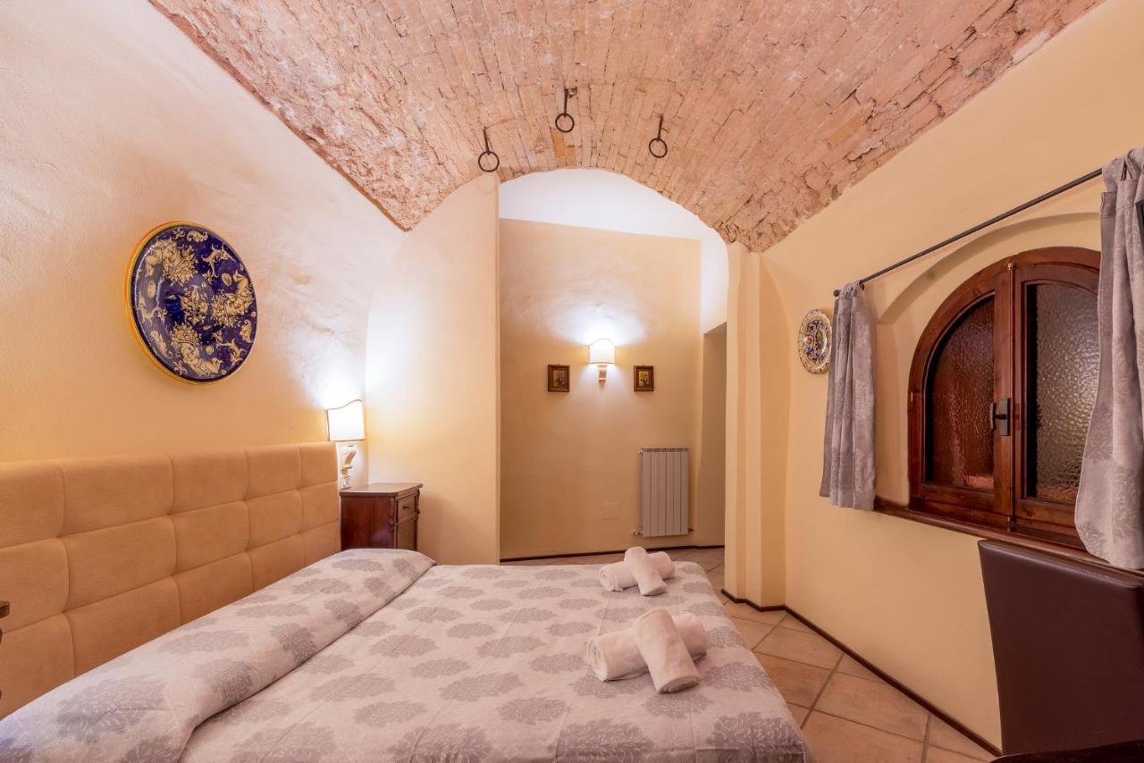 HOTEL TREVI Palazzo Natalini Esterno foto