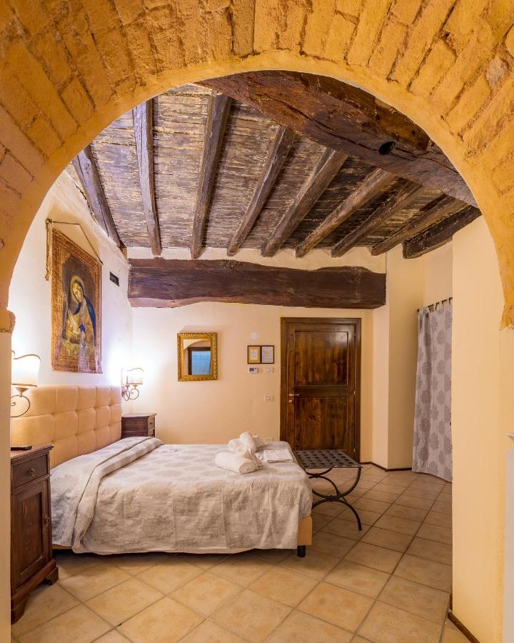 HOTEL TREVI Palazzo Natalini Esterno foto