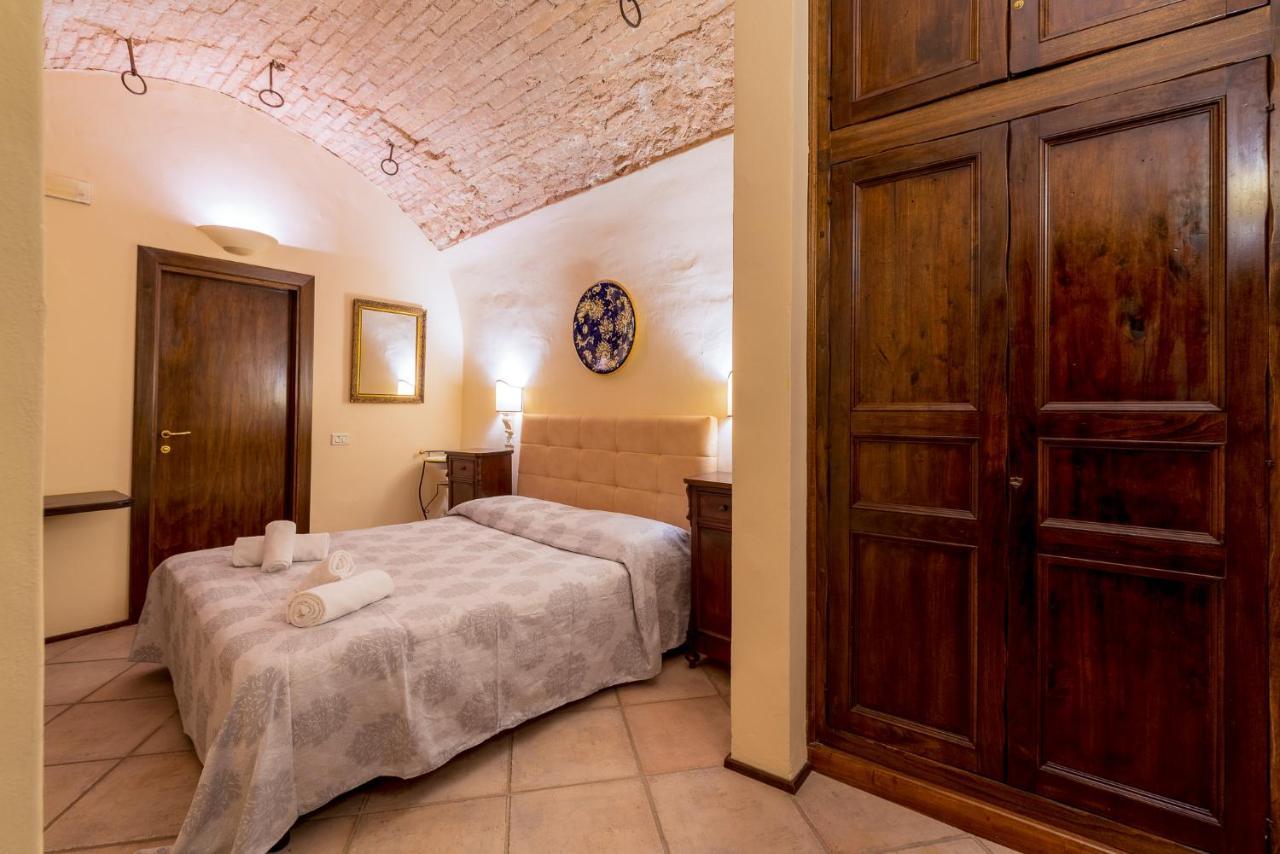 HOTEL TREVI Palazzo Natalini Esterno foto