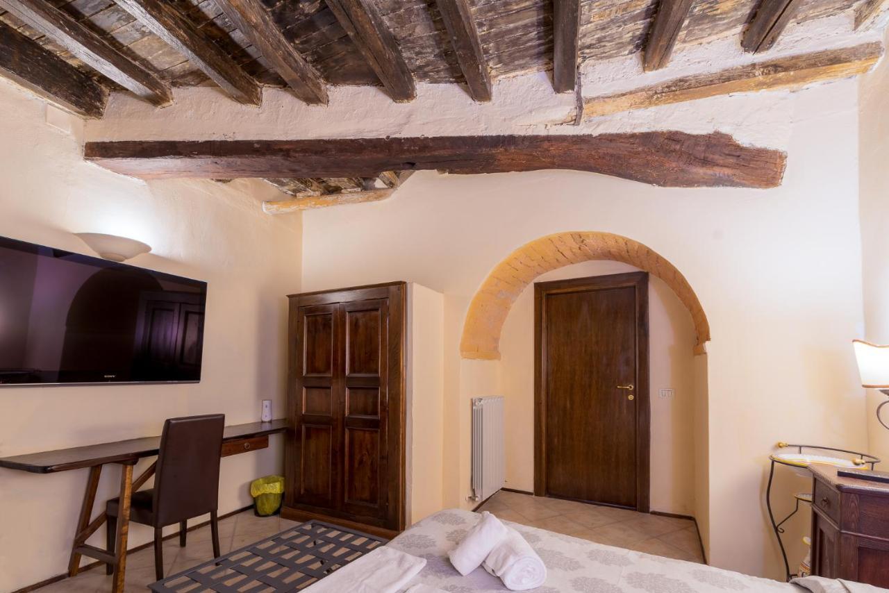 HOTEL TREVI Palazzo Natalini Esterno foto
